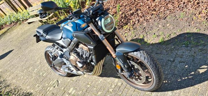 Honda cb 650 R neo sport cafe mat blauw 2019 10474 km, Motoren, Motoren | Honda, Particulier, Naked bike, Ophalen