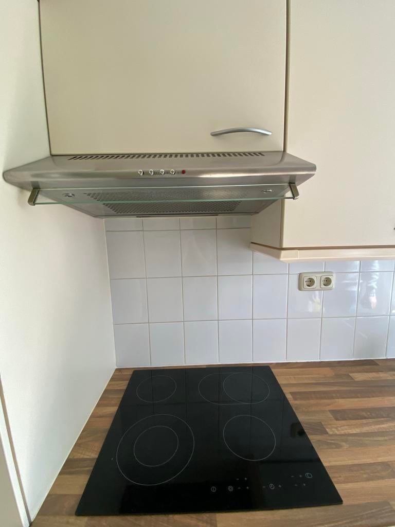 Inductie kookplaat + werkblad en afzuigkap, Witgoed en Apparatuur, Ophalen, Gebruikt, 4 kookzones, Inbouw