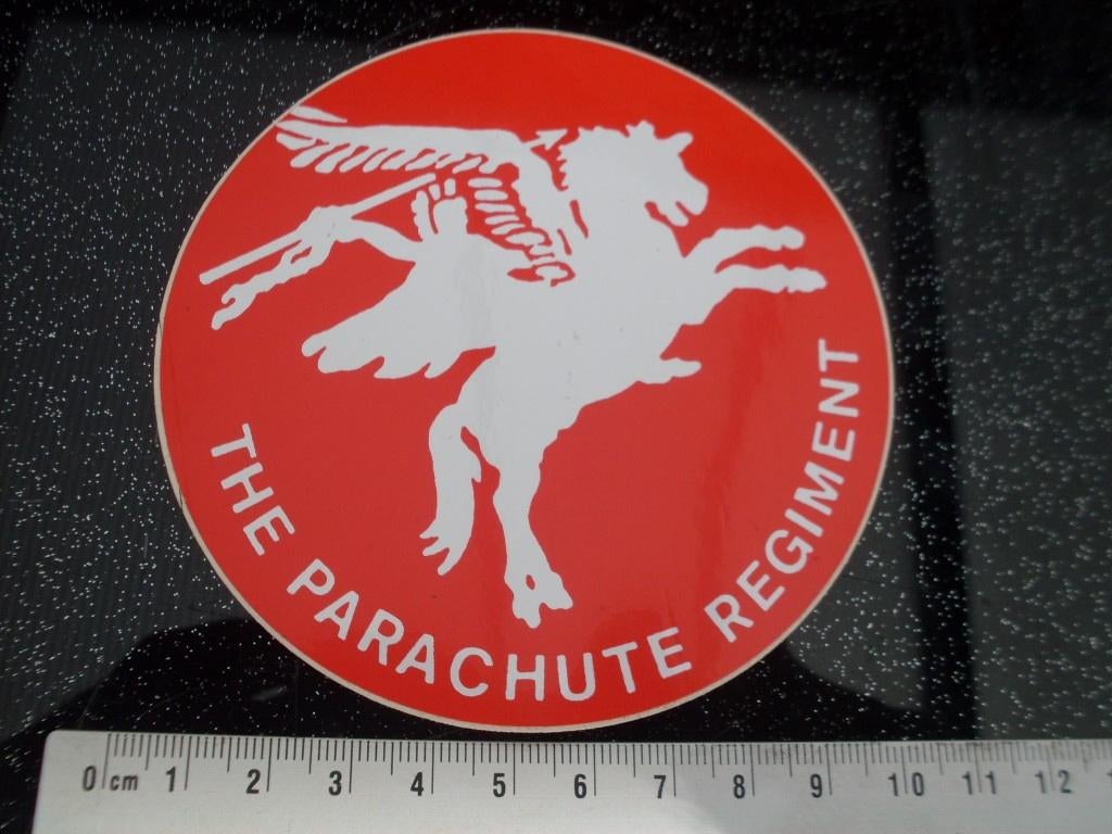 sticker the parachute regiment logo embleem wapen leger, Verzamelen, Verzenden, Zo goed als nieuw, Bedrijf of Vereniging