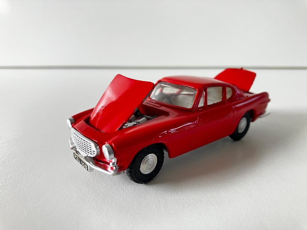 1:42 SPOT-ON Volvo P1800 (Tri-ang), Ophalen of Verzenden, Zo goed als nieuw, Auto, Overige merken