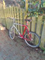 Vintage MTB mountainbike 
Giant Bolder.
23,5 inch, Ophalen, Gebruikt, Giant