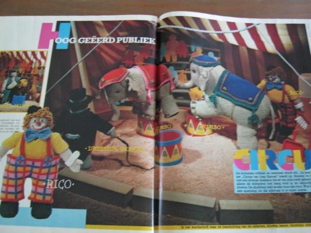 Breipatroon  Circus Olifant en Pipo  nr 8794, Verzenden, Nieuw, Breien, Patroon of Boek