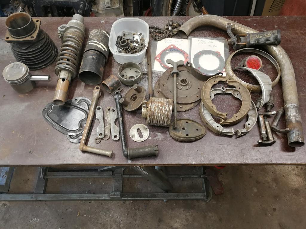 Lot Bmw /emw r35 onderdelen., Motoren, Onderdelen | Oldtimers, Ophalen of Verzenden, Nieuw