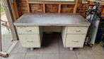Vintage Industrieel Bureau met Lades - Robuust Metaal, Ophalen, Gebruikt, Metaal, Industrieel