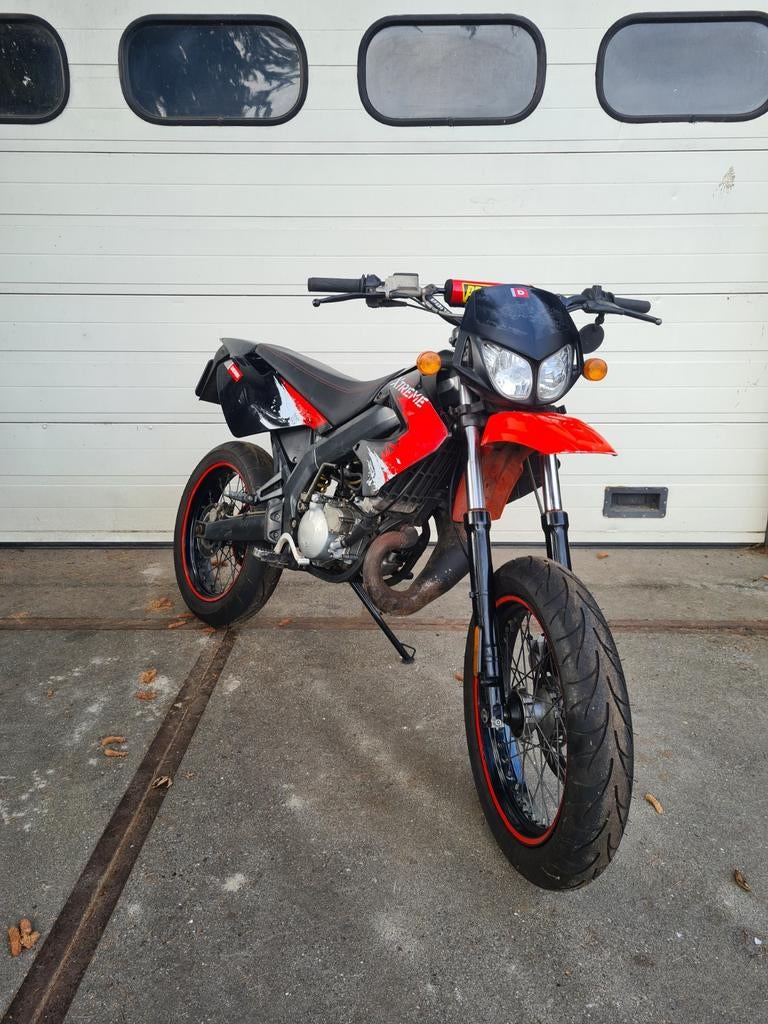 Derbi senda, Ophalen of Verzenden