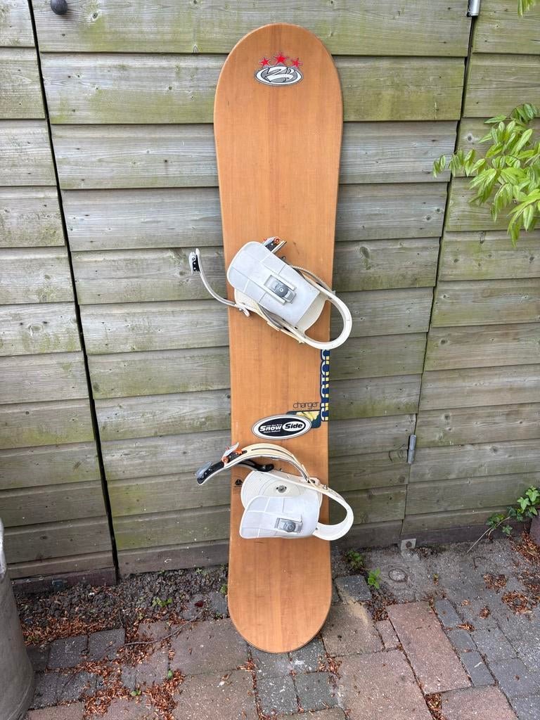 Oud snowboard met bindingen, Ophalen, Gebruikt, Board