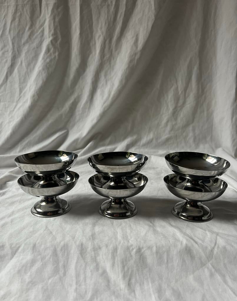 Vintage Franse RVS ijscoupes | inox bistro dessert coupes, Huis en Inrichting, Keuken | Servies, Ophalen, Overige materialen, Overige stijlen