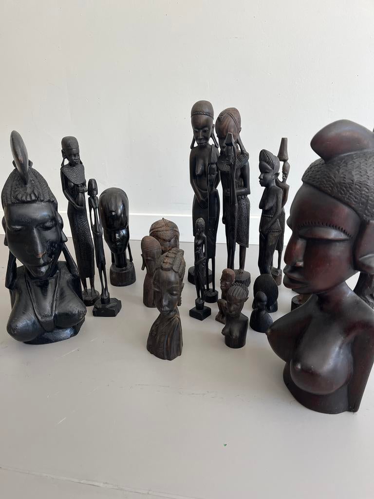 Beeldengroep Afrikaanse beelden 10-40 cm, Antiek en Kunst, Groep mensen, Ophalen of Verzenden, Handgemaakt, 20 - 50 cm