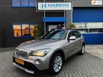 BMW X1 XDrive28i Business 245PK|Navi|Xenon|Automaat|Panorama, Auto's, Euro 5, Gebruikt, Beige, 4 cilinders