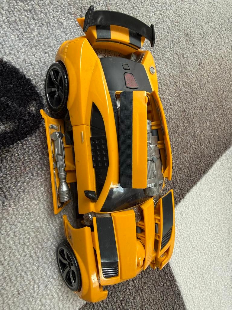 Transformers Autobot Bumblebee speelgoedauto, Verzamelen, Transformers, Overige generaties, Ophalen of Verzenden, Gebruikt, Autobots