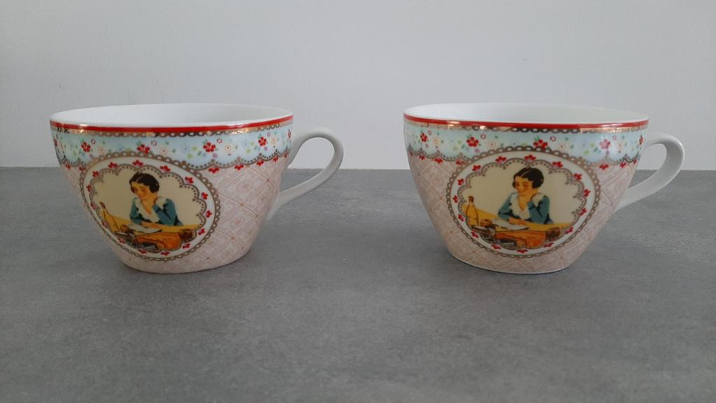 Albert Heijn AH vintage koppen soepkommen mokken roze goud, Huis en Inrichting, Ophalen of Verzenden, Zo goed als nieuw, Overige stijlen