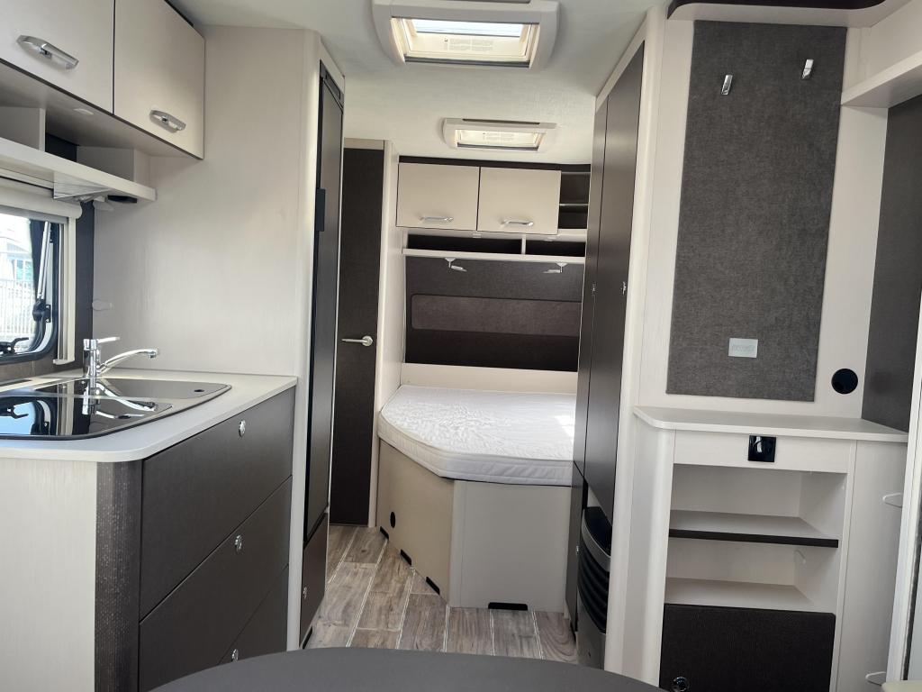 Dethleffs C'Go 495 FR Cassette Luifel, Caravans en Kamperen, Caravans, Rondzit, Bedrijf, Overige typen, Dethleffs