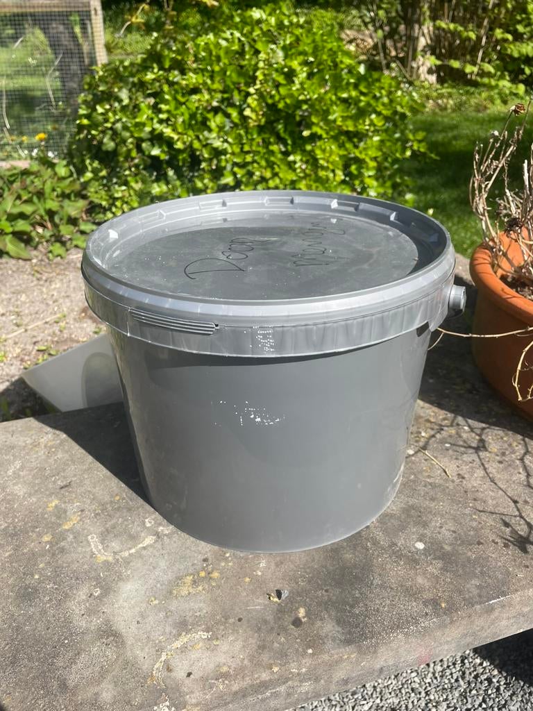 lijm pvc vloer 10kg, Ophalen, Zo goed als nieuw