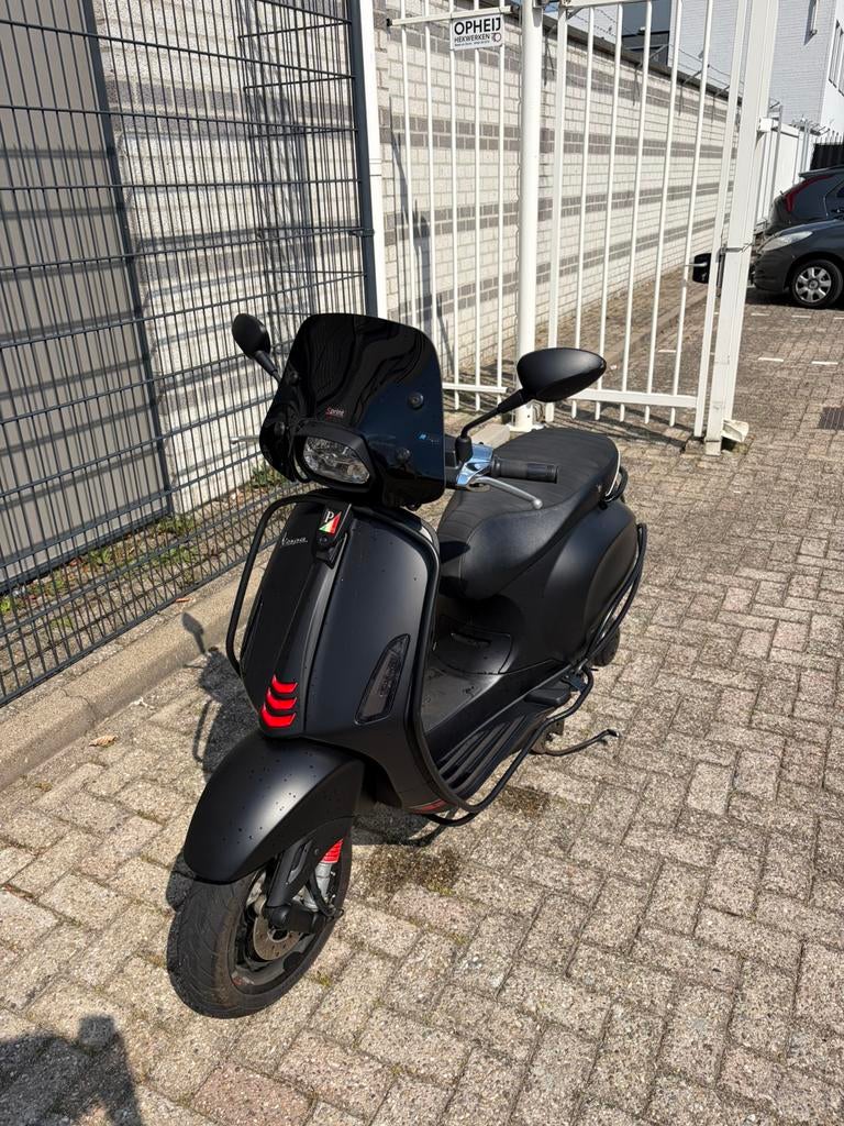 Vespa sprint S I-Get, Ophalen, Maximaal 45 km/u, Vespa S, Zo goed als nieuw