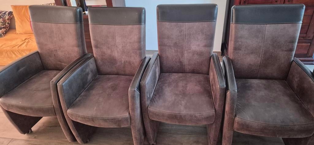 Gratis af te halen: Comfortabele eetkamerstoelen, Gebruikt, Bruin, Ophalen of Verzenden, Vier