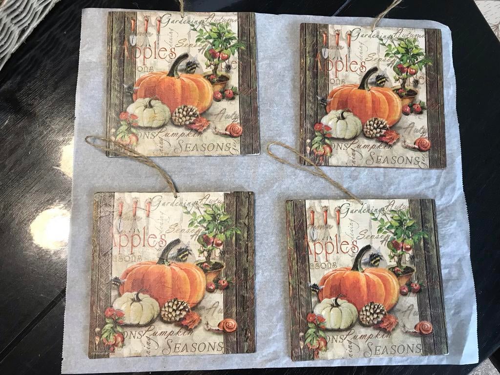 Herfst decoratie pompoen wandhangers - Set van 4, Huis en Inrichting, Woonaccessoires | Overige, Hout, Meerkleurig, Nieuw, Ophalen of Verzenden