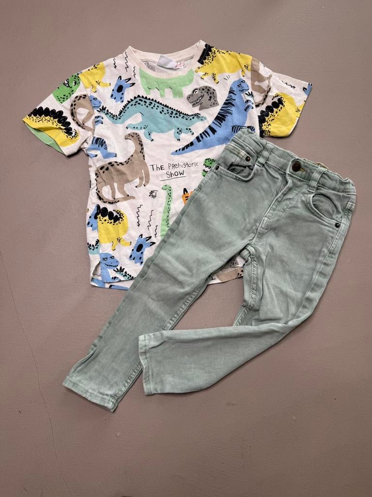 Zara jongens dino set maat 98, Ophalen of Verzenden, Zo goed als nieuw, Jongen, Setje