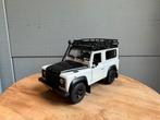 Land Rover Defender modelauto 1:24, Ophalen of Verzenden, Zo goed als nieuw, Auto