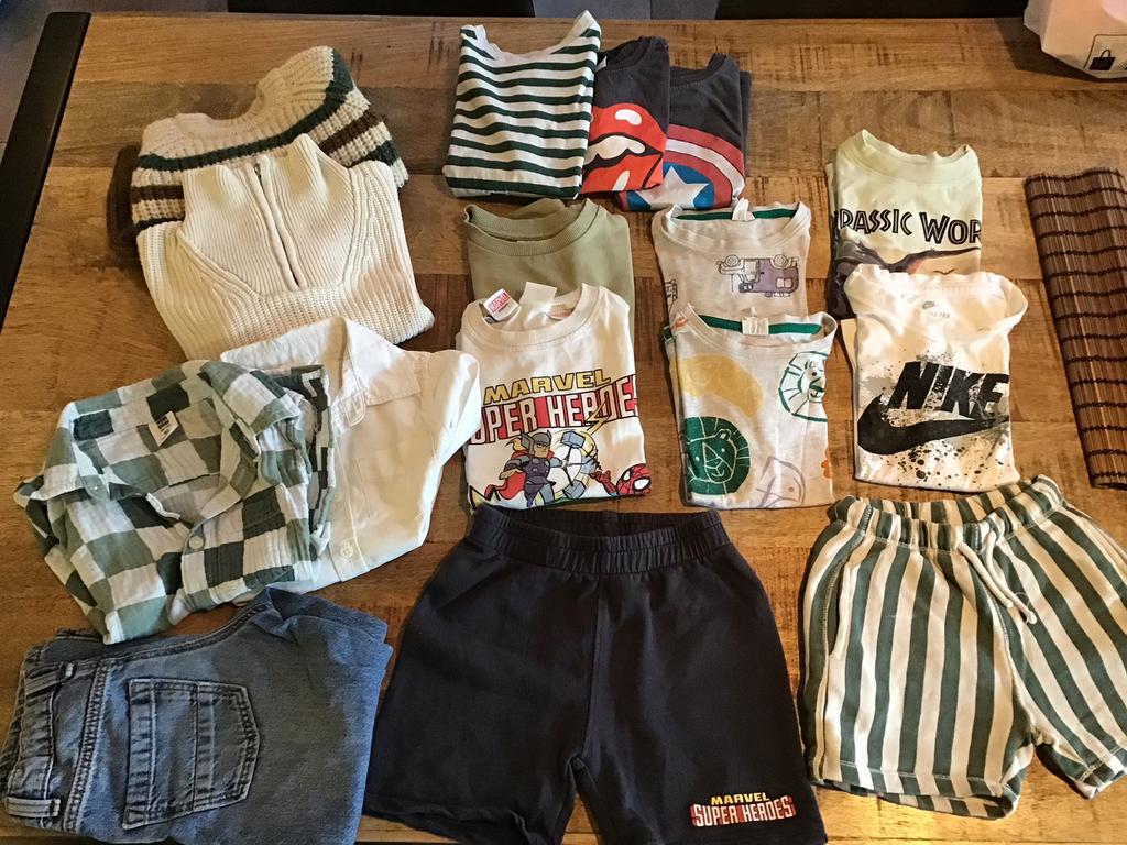 Te koop jongenskleding maat 104, Kinderen en Baby's, Ophalen of Verzenden, Zo goed als nieuw