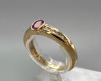 Gouden Vintage ring edelsteen robijn en diamant. 2026/157., Ophalen of Verzenden, Goud, Ring, Met edelsteen