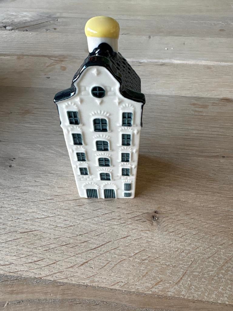 KLM Huisje nummer 33 (Bols), Verzamelen, KLM Huisjes, Ophalen of Verzenden, Zo goed als nieuw, 21 t/m 40, Gevuld