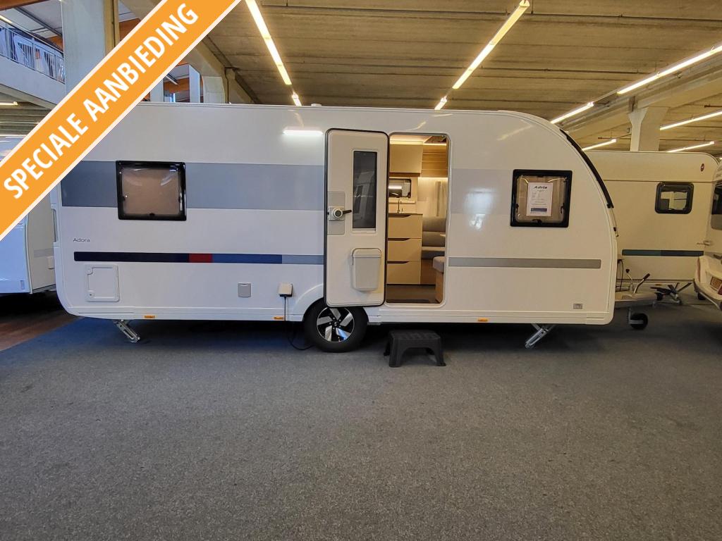 Adria Adora 522 UP; van € 38.343 voor € 35, Rondzit, Bedrijf, 1250 - 1500 kg, Tot en met 4
