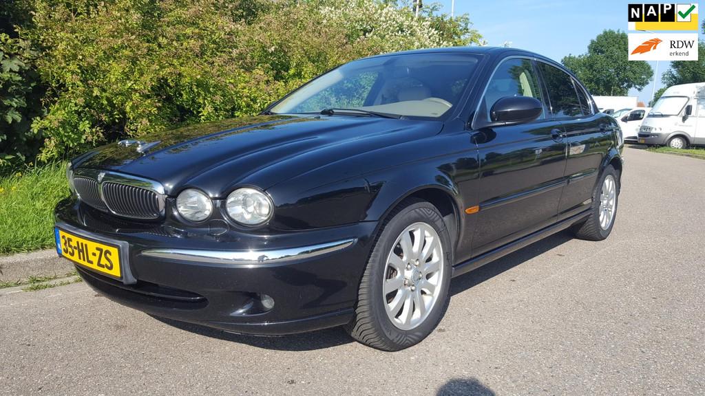 Jaguar X-type 2.5 V6 4 X 4 Executive in Excellent mooie cond, Auto's, Jaguar, 196 pk, Gebruikt, Met garantie (alle), Zwart