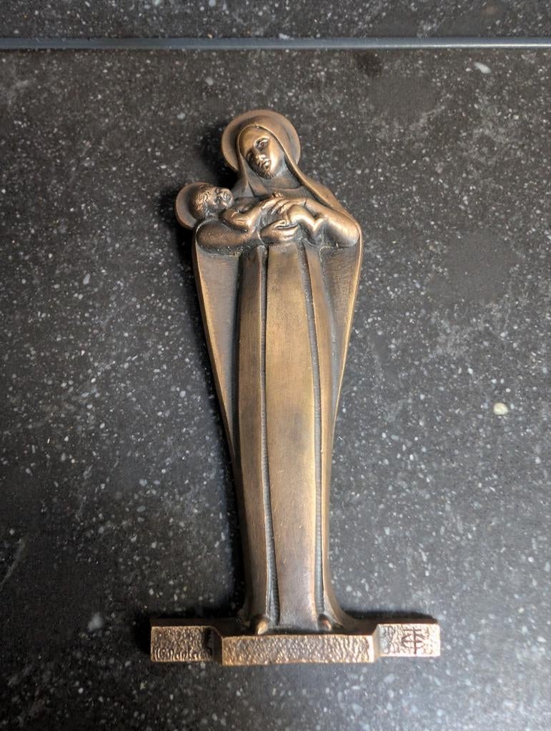 Bronzen beeldje Maria met kind, Abdij Maria Laach, Minder dan 20 cm, Ophalen of Verzenden, Beeld, Bruin