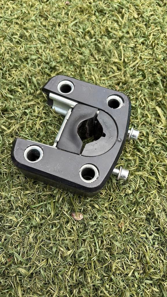 Adapter voor bobike fietsstoeltje, Ophalen, Zo goed als nieuw