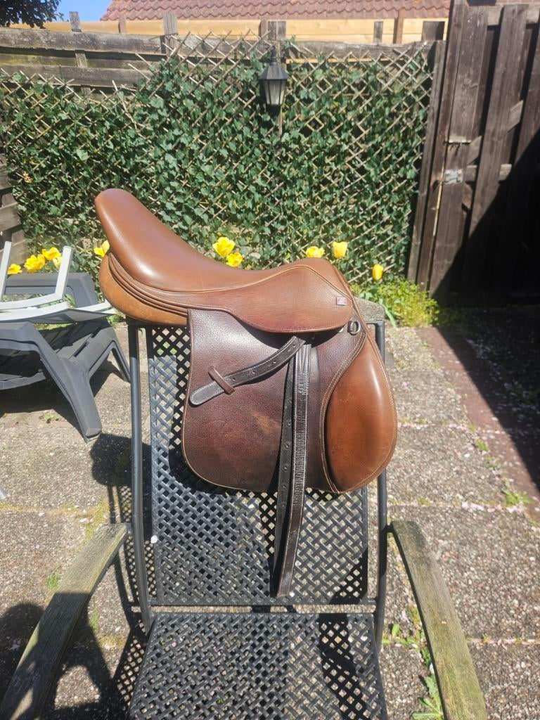 Rossner derby springzadel 18 inch, Ophalen of Verzenden, Springen