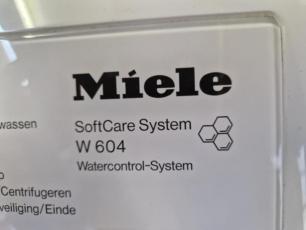 Miele wasmachine bovenlader gratis af te halen., Witgoed en Apparatuur, Wasmachines, Ophalen, 1200 tot 1600 toeren, Gebruikt, 4 tot 6 kg