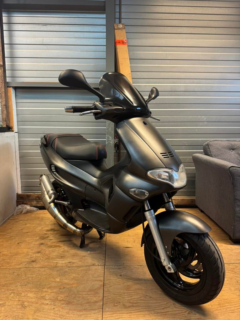 Gilera Runner 210CC HT 44,6pk DD A2, Ophalen, Zo goed als nieuw, Tweetakt, Overige modellen