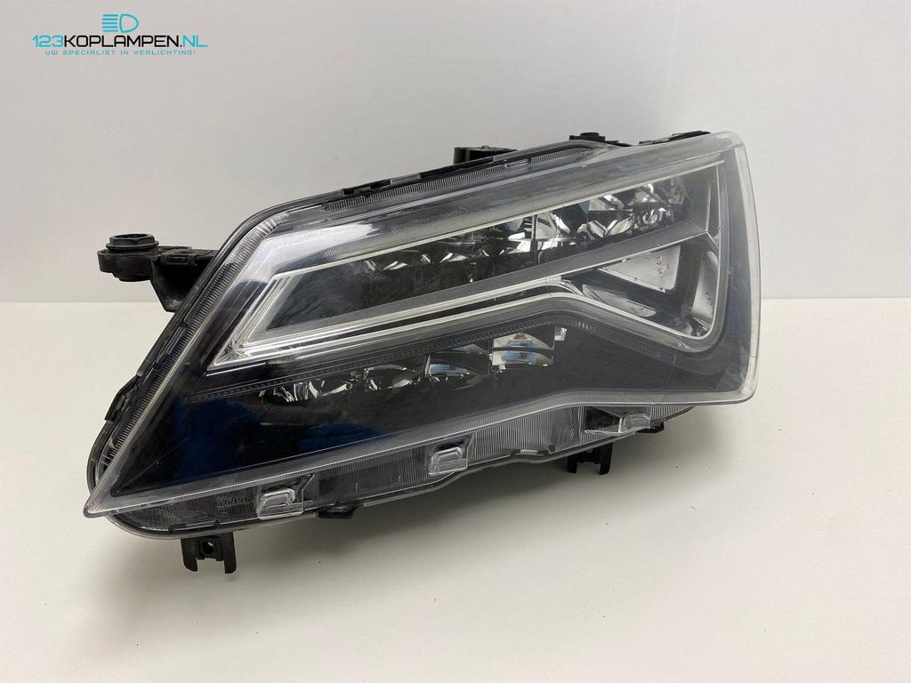 (VR) Seat Ateca 576 Full Led koplamp links compleet, Gebruikt, -, -, Ophalen of Verzenden