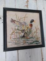 Wilde eend in lijst geborduurd, Minder dan 50 cm, Ophalen of Verzenden, Zo goed als nieuw, Minder dan 50 cm