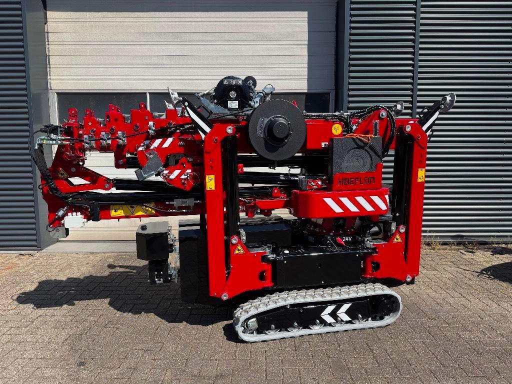 Hoeflon C6e (bj 2025), Kraan