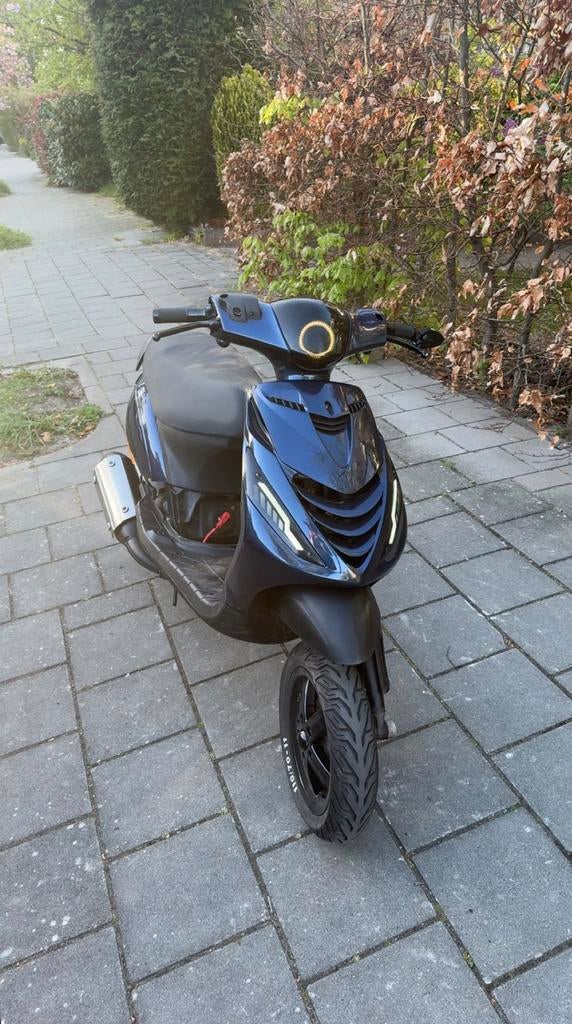 Zip 172cc (gereviseerd), Ophalen, Zo goed als nieuw, Tweetakt, Zip