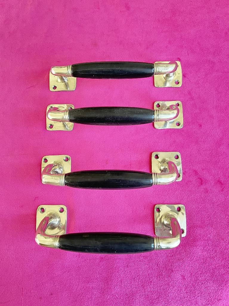 4 Antieke deurgrepen met bakeliet , deur greep, klapdeur