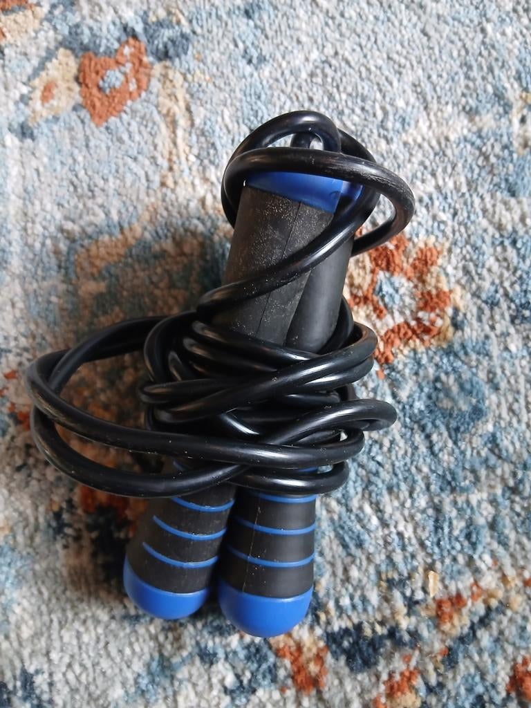 Springtouw met verzwaarde handvaten, Sport en Fitness, Ophalen of Verzenden, Gebruikt, Armen, Overige typen