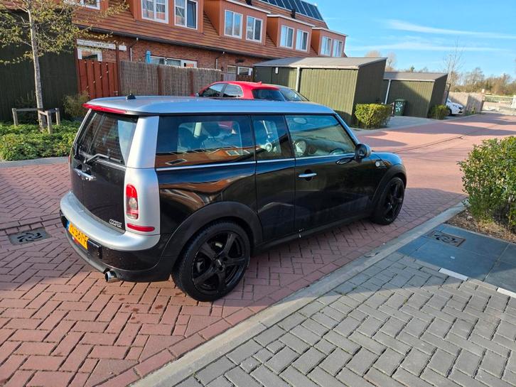 Mini CLUBMAN  2009 Zwart, Auto's, Mini, Particulier, Clubman, ABS, Airbags, Airconditioning, Boordcomputer, Centrale vergrendeling