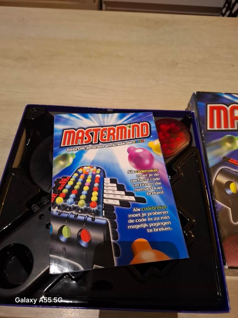 Mastermind Bordspel - Kraak de code! Voor 2-5 spelers, Parker, Ophalen of Verzenden, Zo goed als nieuw, Consumercare@hasbro.co.uk