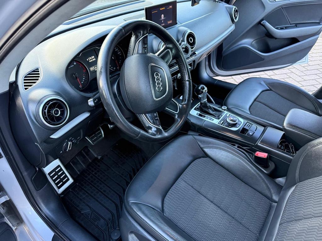Audi A3 1.4TFSI 110KW COD Sedan S-tr 2014 Grijs, Auto's, Audi, Particulier, A3, Benzine, A, Sedan, Automaat, Origineel Nederlands