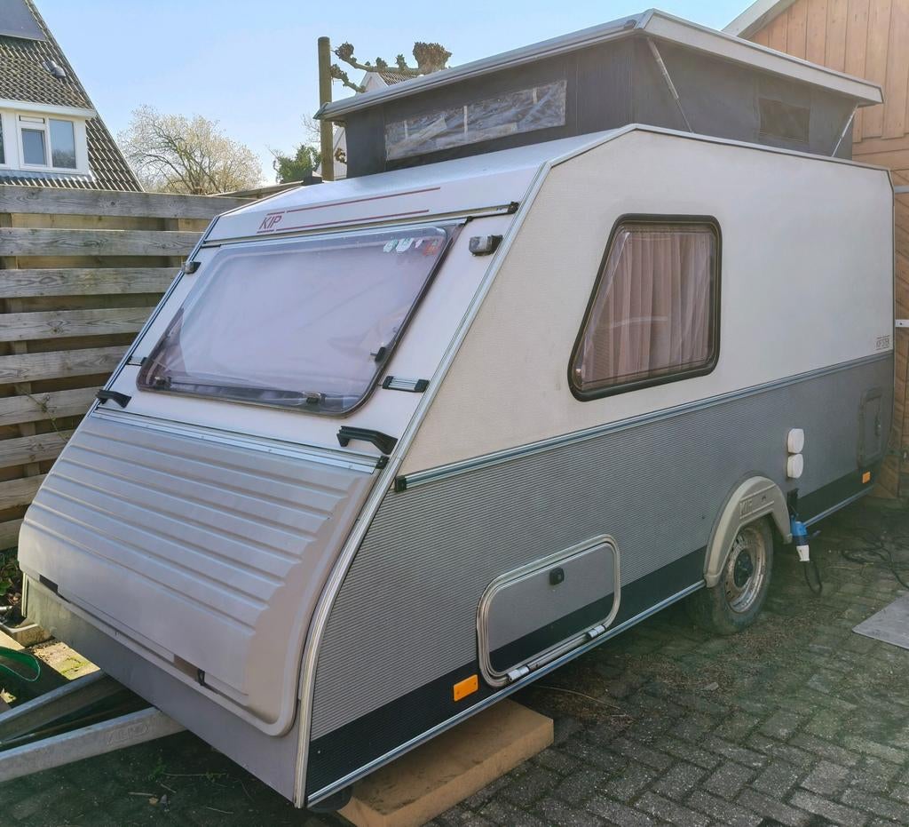 Kip Compact Caravan Modeljaar 1994, Caravans en Kamperen, Kip, Particulier, 500 - 750 kg, Kachel