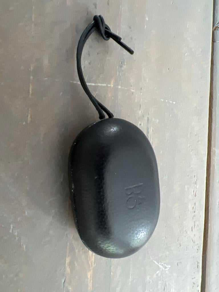 B&O Beoplay E8 3rd Gen draadloze oordopjes limited edition, Ophalen of Verzenden, Gebruikt, Draadloos