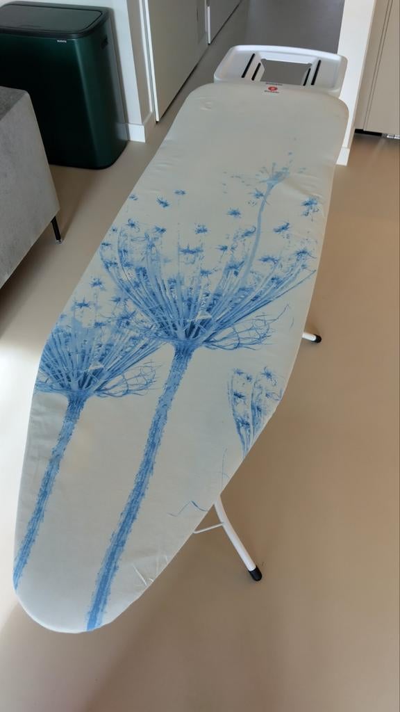 Brabantia strijkplank - zo goed als nieuw, Witgoed en Apparatuur, Strijkijzers en Strijkplanken, Zo goed als nieuw, Ophalen