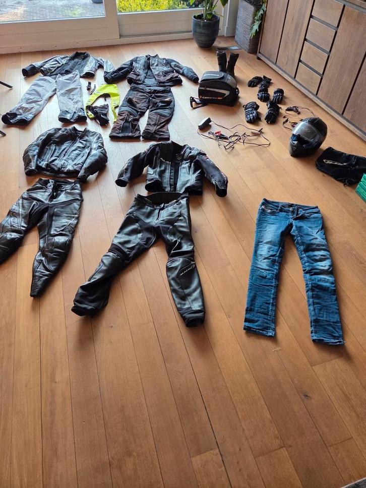 Dames motorpakken mt S/ M, handschoenen, laarzen, druppelaar, Motoren, Kleding | Motorkleding, Combipak, Tweedehands, Ophalen