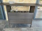 Bar voor terras. Mooi gevlochten weersbestendig materiaal., Tuin en Terras, Ophalen of Verzenden, Gebruikt, Kunststof