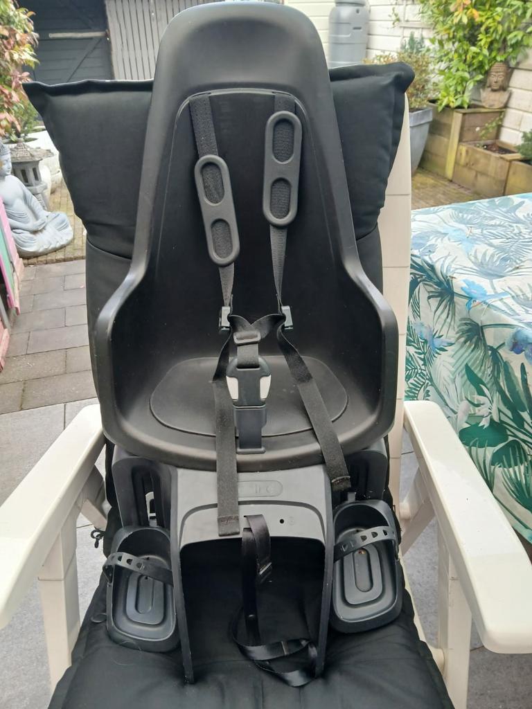 Kinder zitje      kinderzitje, Fietsen en Brommers, Fietsaccessoires | Fietsstoeltjes, Ophalen of Verzenden