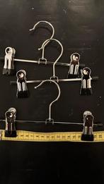 Baby kledinghangers met knijpers - 20cm, Kinderen en Baby's, Babymode-accessoires, Ophalen of Verzenden, Gebruikt