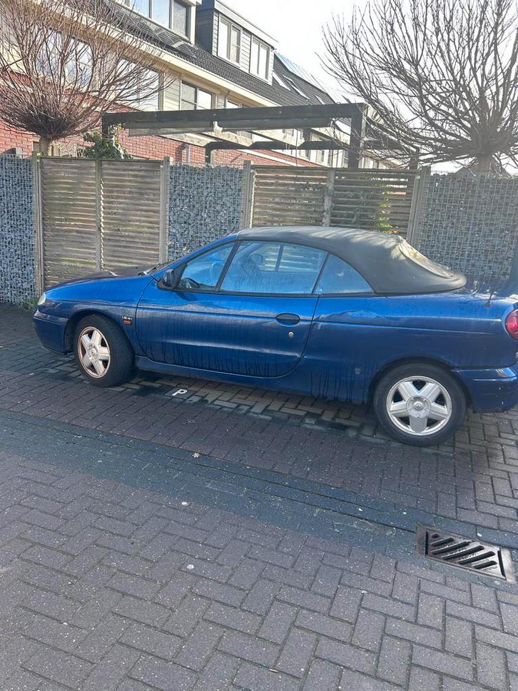 Renault Mégane 1.6 16V Cabriolet 2000 Blauw, Auto's, Renault, Particulier, Mégane, Benzine, Cabriolet, Handgeschakeld, Origineel Nederlands