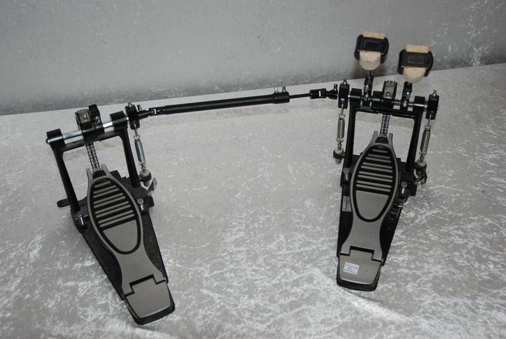 Dimavery Dubbel basdrum pedaal  <25252219>, Muziek en Instrumenten, Instrumenten | Onderdelen, Gebruikt, Drums of Percussie, Ophalen of Verzenden